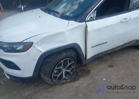 2024 Jeep Compass Limited 4X4 from USA, damaged, VIN 3C4NJDCN4RT126959